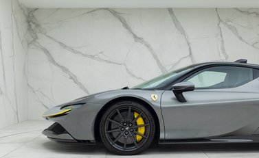 Ferrari SF90 Stradale Assetto Fiorano 31