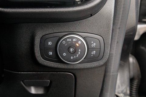 Ford Fiesta ST-LINE 16