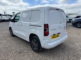 Peugeot Partner AUTO SWB L1H1 Low Roof Premium Plus Air Con Alloys Nav Sensors EURO 6 10