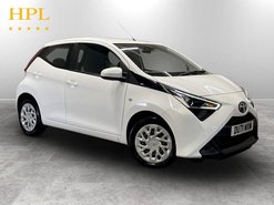 Toyota Aygo 1.0 VVT-i x-play Hatchback 5dr Petrol Manual Euro 6 (s/s) (71 ps) Bluetooth