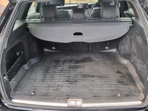 Mercedes-Benz C Class C300h AMG Line Premium 5dr Auto 26