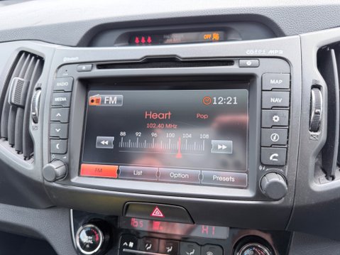 Kia Sportage 2.0 CRDI KX-3 SAT NAV 12