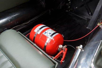 Jaguar E-Type 3.8 Semi Lightweight 24