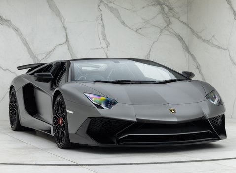 Lamborghini Aventador SV LP 750-4 Roadster 14