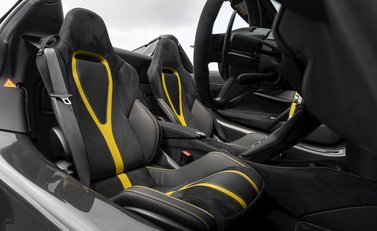 McLaren 720S Spider Performance 14