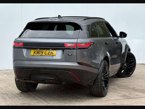 Land Rover Range Rover Velar 2.0 Range Rover Velar R-Dynamic HSE D240 Auto 4WD 5dr 32