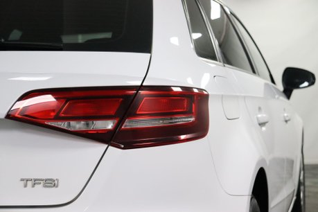 Audi A3 SPORTBACK TFSI SE TECHNIK 20