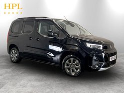 Vauxhall Combo Life 52kWh Ultimate MPV 5dr Electric Auto (7.4kW Charger) (136 ps) Cruise Contr