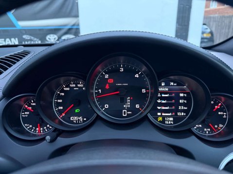 Porsche Cayenne 3.0 TD V6 Tiptronic 4WD Euro 5 (s/s) 5dr 69