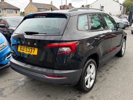 Skoda Karoq SE TSI 6