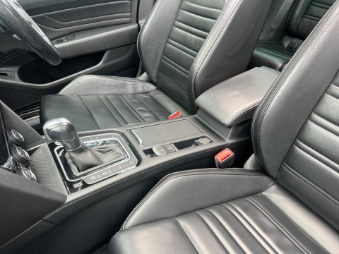 Volkswagen Passat R-LINE TDI 4MOTION DSG 62