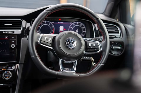 Volkswagen Golf 2.0 Golf GTi Performance TSi 5dr 14