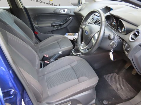 Ford Fiesta 1.0T EcoBoost Zetec Euro 5 (s/s) 5dr 12