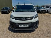 Vauxhall Vivaro SWB L1H1 [SOLD MM] Low Roof F2700 Dynamic Air Con Sensors EURO 6 3
