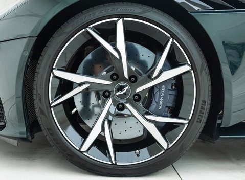 Aston Martin DBS Superleggera 14