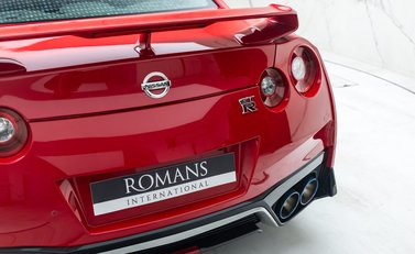 Nissan GT-R R35 TRACK EDITION 32