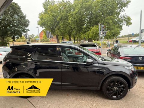 Land Rover Discovery Sport 2.0 Discovery Sport Black HSE TD4 Auto 4WD 5dr 2