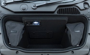 Lamborghini Huracan LP640-2 Tecnica 33