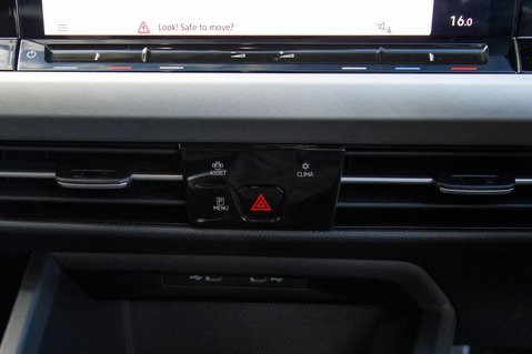 Volkswagen Golf LIFE TSI 36