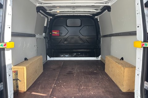 Ford Transit Custom 320 L1 Leader 130 ps Panel Van - Sat Nav / Air Con 14