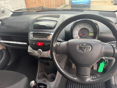 Toyota Aygo 1.0 VVT-i Go Euro 5 5dr 26