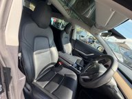 Tesla Model 3 PERFORMANCE AWD 9