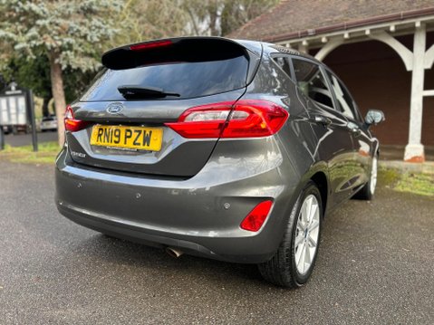Ford Fiesta TITANIUM 17