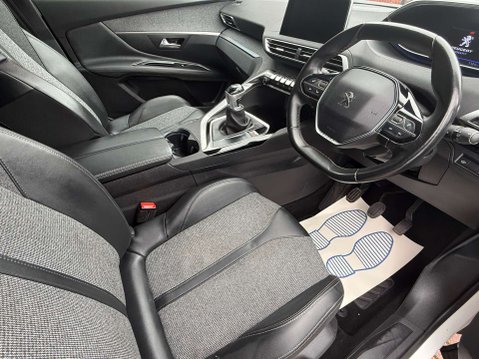 Peugeot 3008 1.2 PureTech Allure SUV 5dr Petrol Manual Euro 6 (s/s) (130 ps) 53