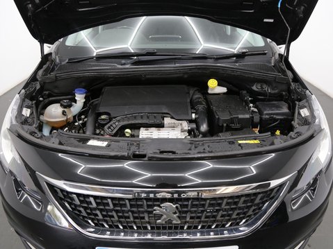 Peugeot 2008 1.2 PureTech GPF Allure Euro 6 (s/s) 5dr 28