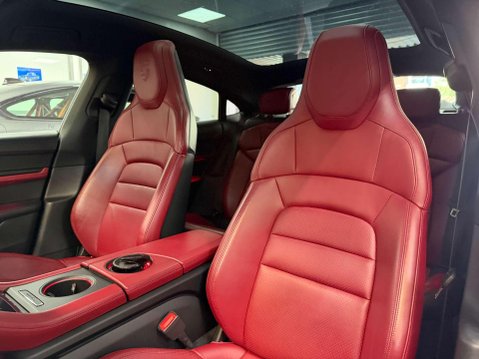Porsche Taycan Performance Plus 93.4kWh 4S Saloon 4dr Electric Auto 4WD (571 ps) 5