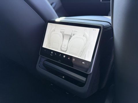 Tesla Model 3 Saloon 4dr Electric Auto RWD (208 ps) 31