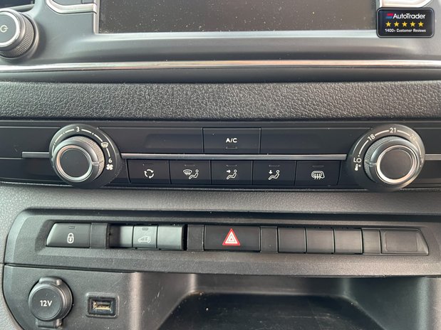Vauxhall Vivaro LWB L2H1 Low Roof Sportive 2700 Air Con Sensors EURO 6 NO VAT 32