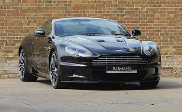 Aston Martin DBS Carbon Black 1