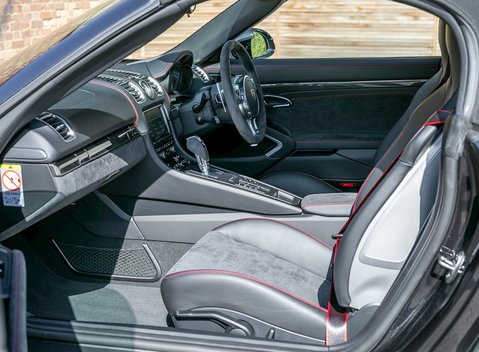 Porsche Boxster GTS 16