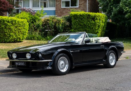 Aston Martin V8 Vantage Volante