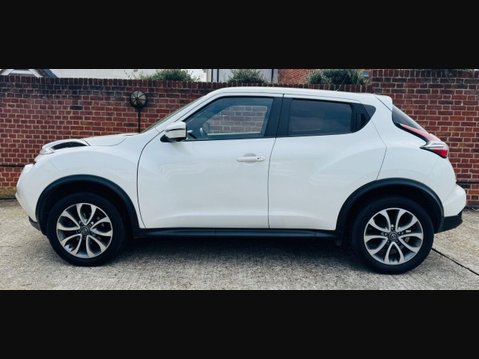 Nissan Juke 1.6 Tekna SUV 5dr Petrol XTRON Euro 6 (117 ps) 9