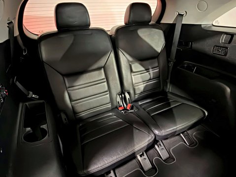 Kia Sorento KX-4 2.2 CRDI AUTOMATIC 4X4 7 SEATER 24