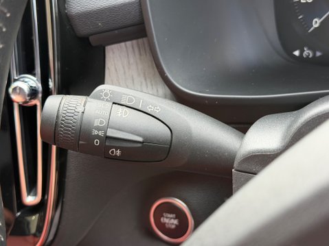 Volvo XC40 T3 INSCRIPTION 18