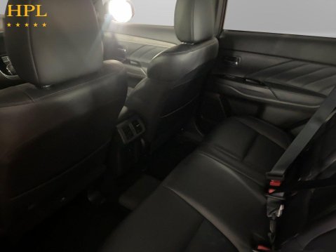 Mitsubishi Outlander 2.4h TwinMotor 13.8kWh 4h SUV 5dr Petrol Plug-in Hybrid CVT 4WD Euro 6 (s/s 19