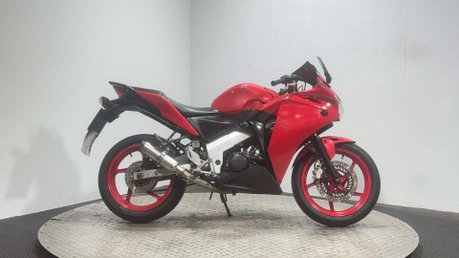 Honda CBR 2013 SPORTS BIKE PROJECT BIKE PARTS BIKE BREAKER 125CC 1