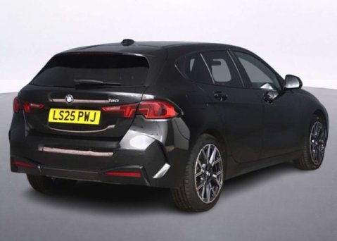 BMW 1 Series 1.5 120i MHT Sport Hatchback 5dr Petrol Hybrid DCT Euro 6 (s/s) (170 ps) 7