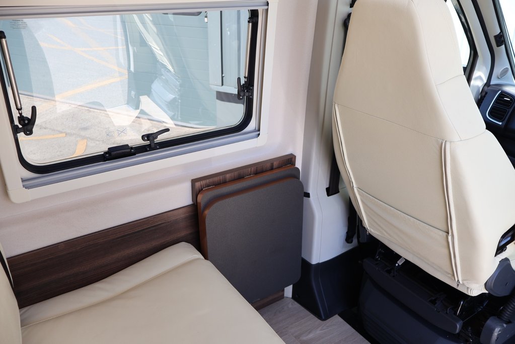 Fiat Ducato Laika 646 ECOVIP 180 BHP Auto huge factory upgrades cost new £98K    80