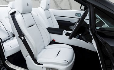 Rolls-Royce Dawn 12