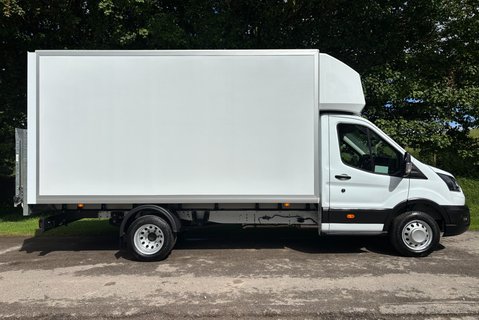 Ford Transit 350 Drw L4 Leader Luton with Tail Lift - Air Con / Rear Camera 8