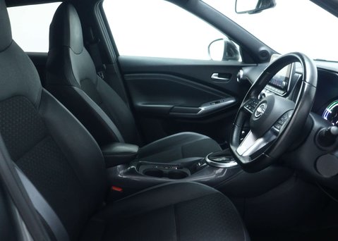 Nissan Juke 1.6 N-Connecta SUV 5dr Petrol Hybrid Auto Euro 6 (143 ps) 41