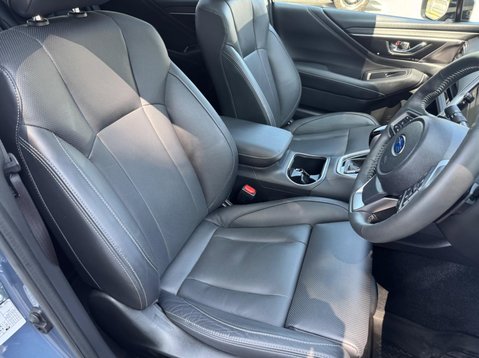 Subaru Outback TOURING 14