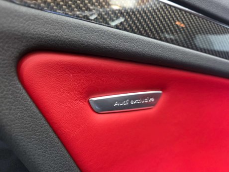 Audi RS4 4.2 FSI V8 Estate 5dr Petrol S Tronic quattro Euro 5 (450 ps) 14