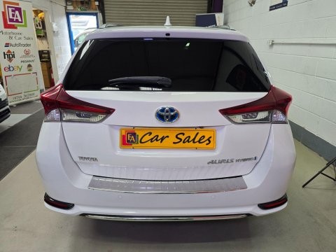 Toyota Auris 1.8 VVT-h Excel Touring Sports CVT Euro 6 (s/s) 5dr 8