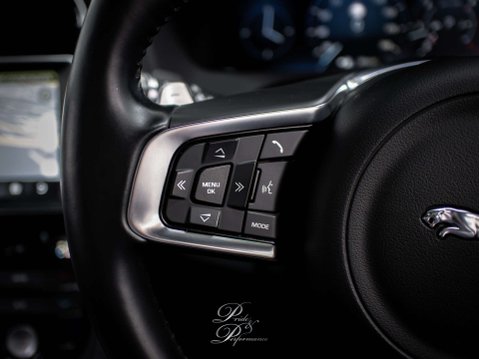 Jaguar F-Pace 3.0 F-PACE V6 S AWD D Auto 4WD 5dr 45