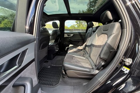 Audi Q7 TDI QUATTRO S LINE - ONE OWNER - PAN ROOF  21